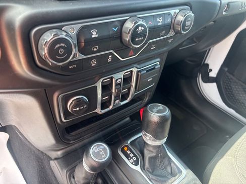 Used 2023 Jeep Wrangler Unlimited Sport AWD/4WD image 20