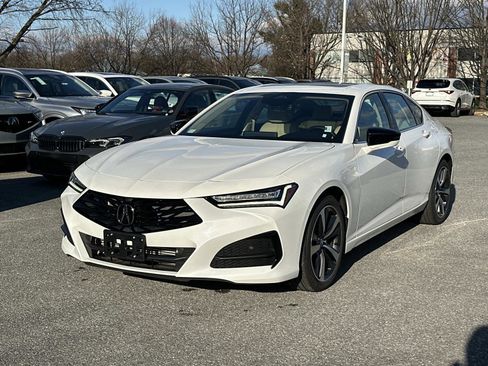 Certified 2025 Acura TLX w/ Technology Package image 8