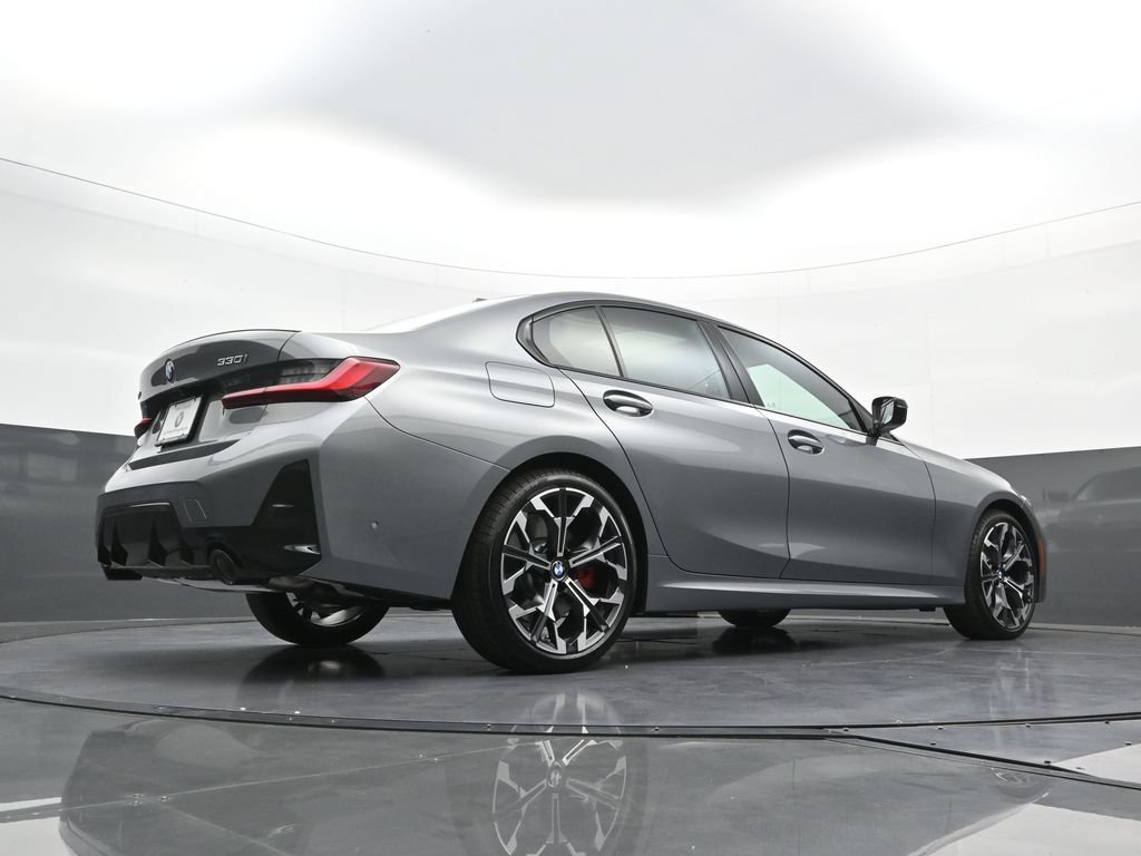 New 2026 BMW 330i xDrive Sedan w/ M Sport Package AWD/4WD image 28