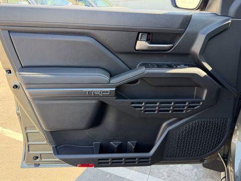 New 2025 Toyota Tacoma TRD Off-Road image 15