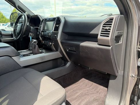 Used 2015 Ford F150 XLT w/ Equipment Group 302A Luxury AWD/4WD image 10