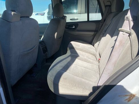 Used 2006 Chevrolet TrailBlazer LS w/ LS Preferred Equipment Group RWD image 8