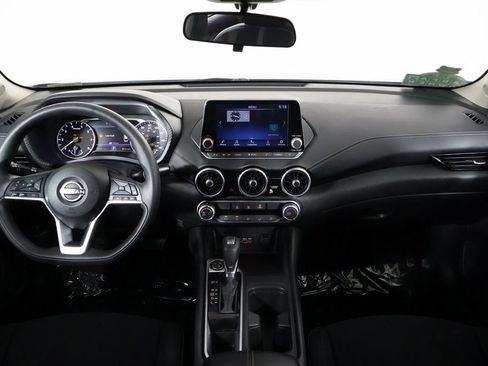 Used 2024 Nissan Sentra SV FWD image 8