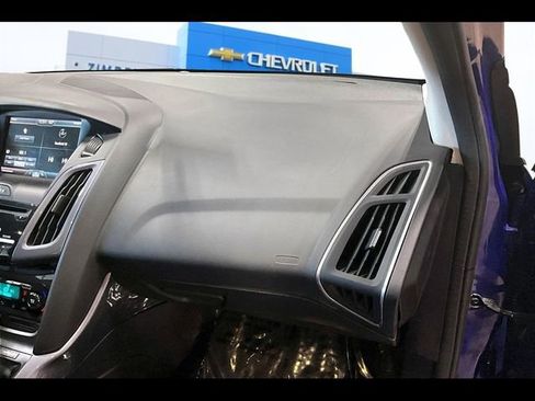 Used 2014 Ford Focus Titanium image 22