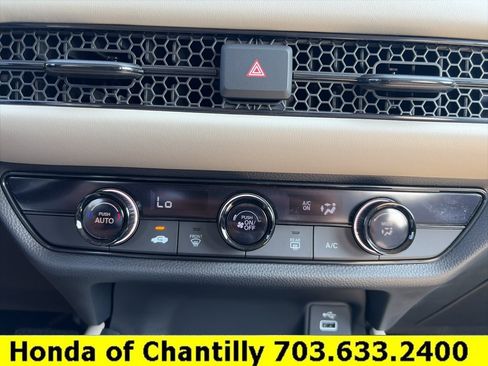 Used 2024 Honda HR-V LX image 16
