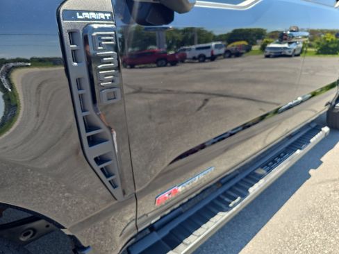 Used 2025 Ford F350 Lariat w/ Lariat Ultimate Package AWD/4WD image 13