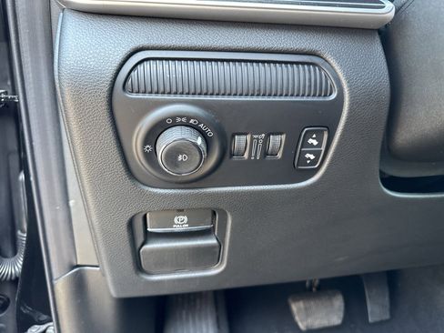 New 2024 Jeep Wagoneer 4WD w/ Convenience Group I image 26