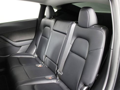 Used 2021 Tesla Model Y Performance image 21