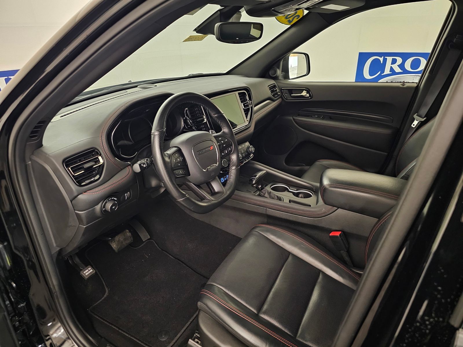 Used 2023 Dodge Durango GT AWD/4WD image 3
