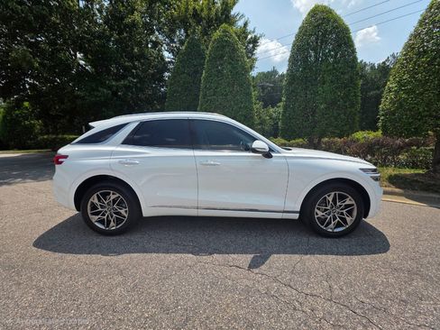 Used 2023 Genesis GV70 2.5T w/ Select Package AWD/4WD image 6