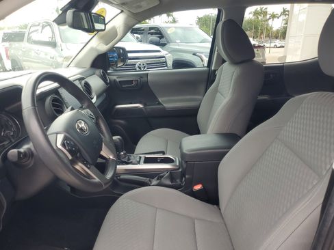 Used 2023 Toyota Tacoma SR5 RWD image 13