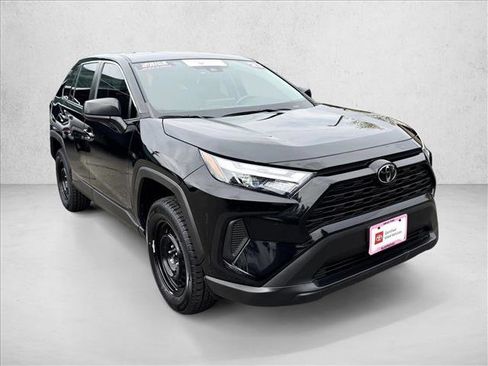 Certified 2023 Toyota RAV4 LE image 3