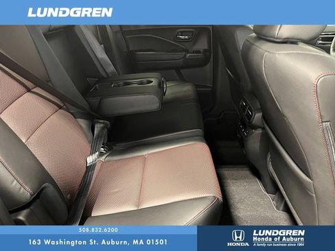 New 2026 Honda Ridgeline Black Edition image 8