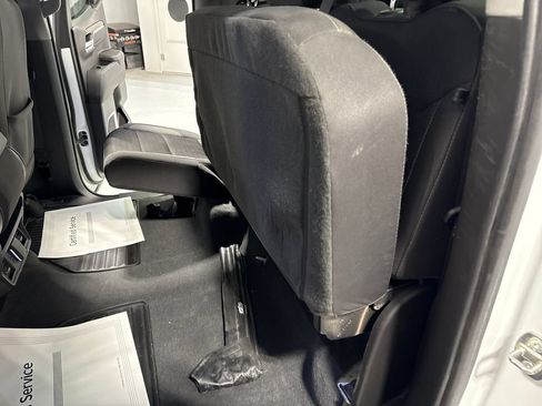 Used 2023 Chevrolet Silverado 1500 LT AWD/4WD image 41