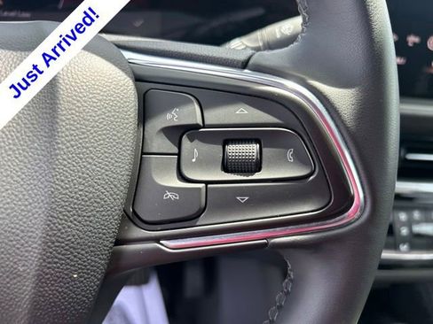 Used 2024 Buick Envista Sport Touring w/ Convenience II Package FWD image 18