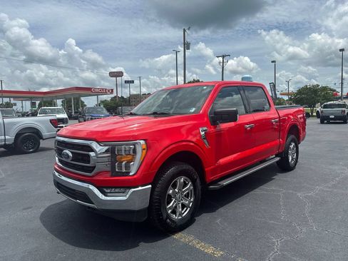 Used 2022 Ford F150 XLT w/ Equipment Group 302A High AWD/4WD image 3