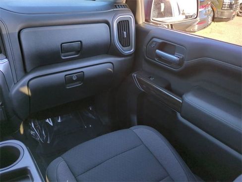 Used 2020 Chevrolet Silverado 1500 LT w/ All-Star Edition image 17