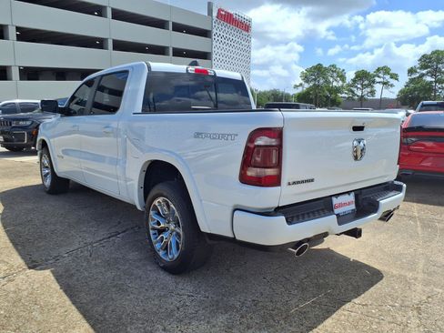 Used 2022 RAM 1500 Laramie w/ Sport Appearance Package RWD image 4