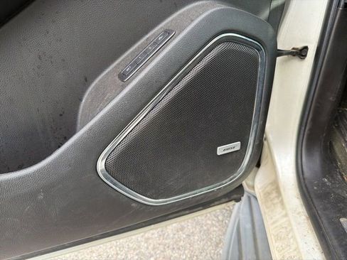 Used 2015 Chevrolet Tahoe LT image 13