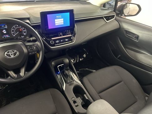Used 2024 Toyota Corolla LE FWD image 22