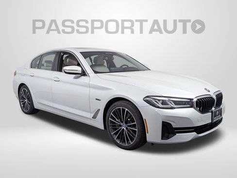 Used 2023 BMW 530e xDrive w/ Executive Package AWD/4WD image 11