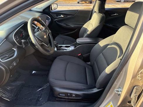 Used 2023 Chevrolet Malibu LT image 20