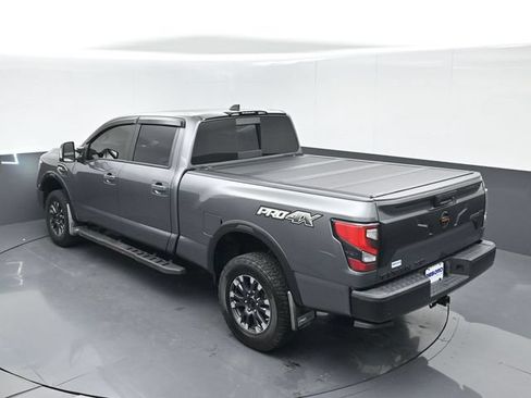 Used 2022 Nissan Titan PRO-4X w/ Pro-4x Convenience Package AWD/4WD image 46