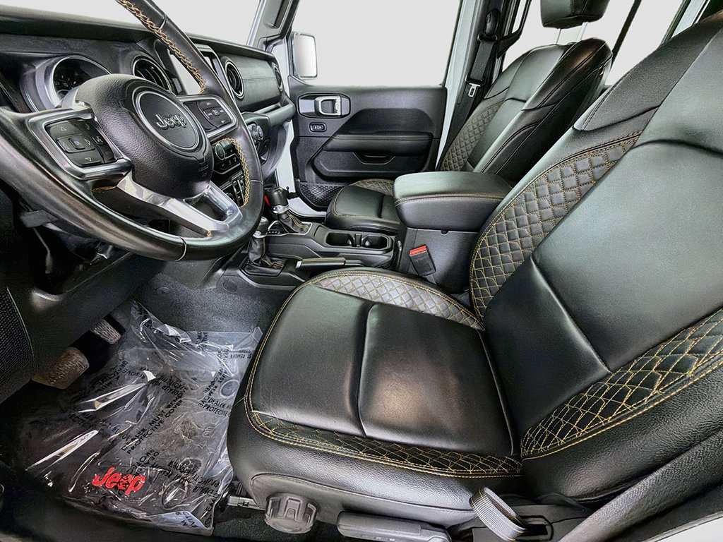 Used 2023 Jeep Wrangler Unlimited Sahara AWD/4WD image 22