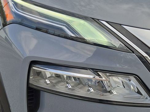 Used 2023 Nissan Rogue Platinum w/ Platinum Premium Package image 5