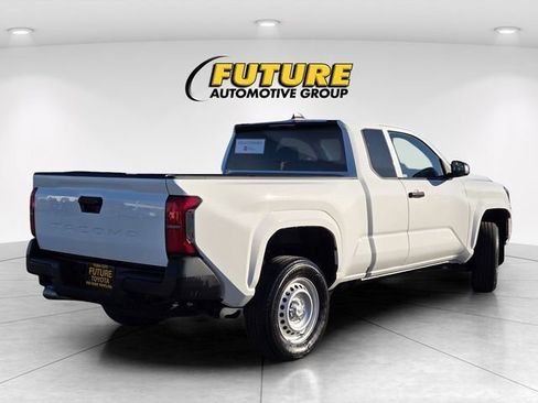 Certified 2025 Toyota Tacoma SR RWD image 5