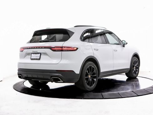 Certified 2023 Porsche Cayenne image 7