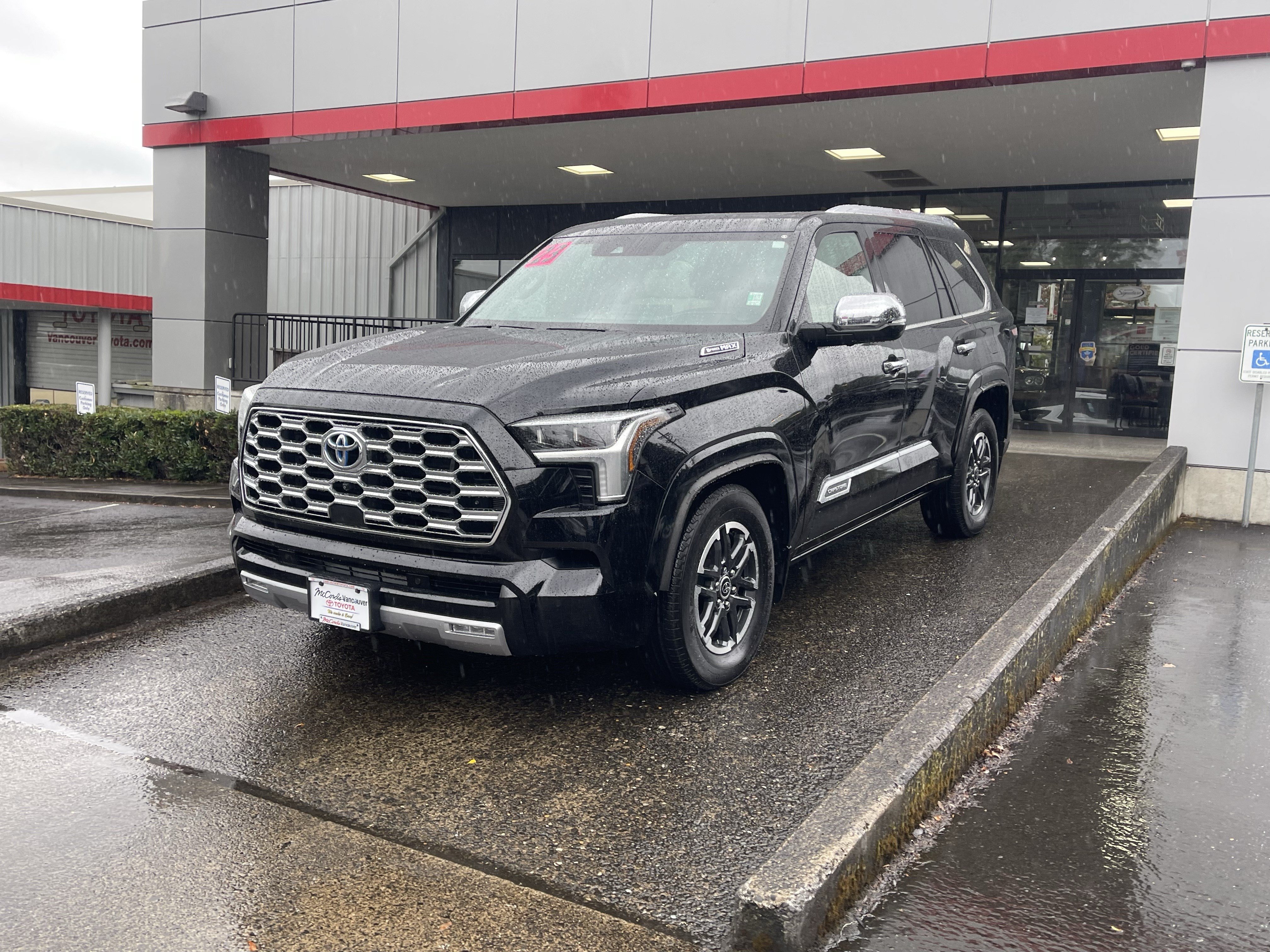 Certified 2023 Toyota Sequoia Capstone AWD/4WD image 3