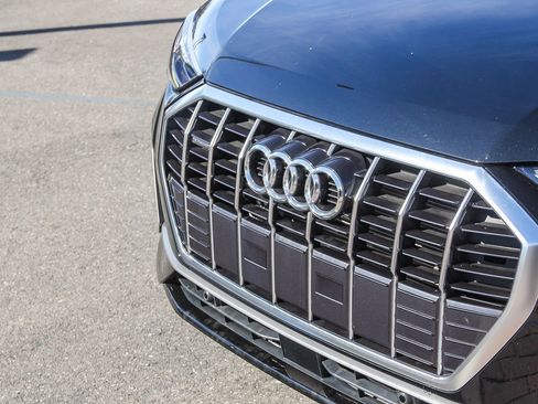 Certified 2024 Audi Q3 2.0T Premium w/ Convenience Package image 13