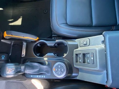Certified 2023 Ford Bronco Badlands AWD/4WD image 18