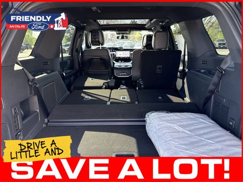 New 2026 Ford Expedition Tremor AWD/4WD image 32