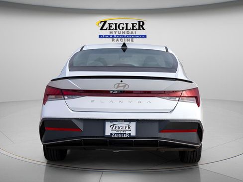 New 2025 Hyundai Elantra Sport FWD image 8