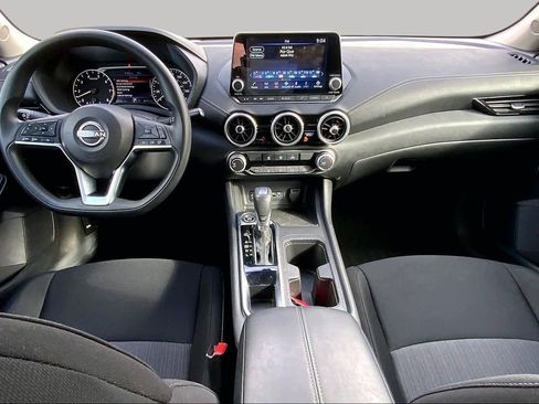 Used 2024 Nissan Sentra SV image 15