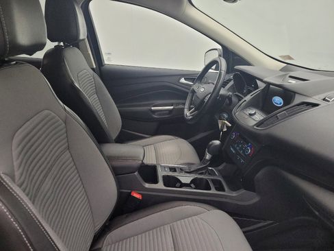 Used 2017 Ford Escape SE w/ Equipment Group 201A image 21