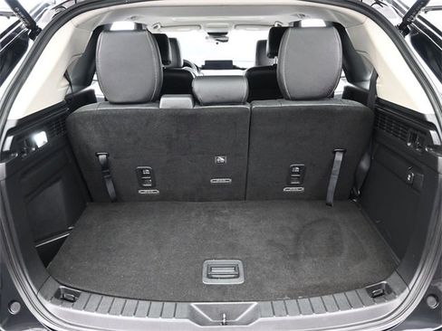 Certified 2024 MAZDA CX-90 Plug-In Hybrid w/ Preferred image 28