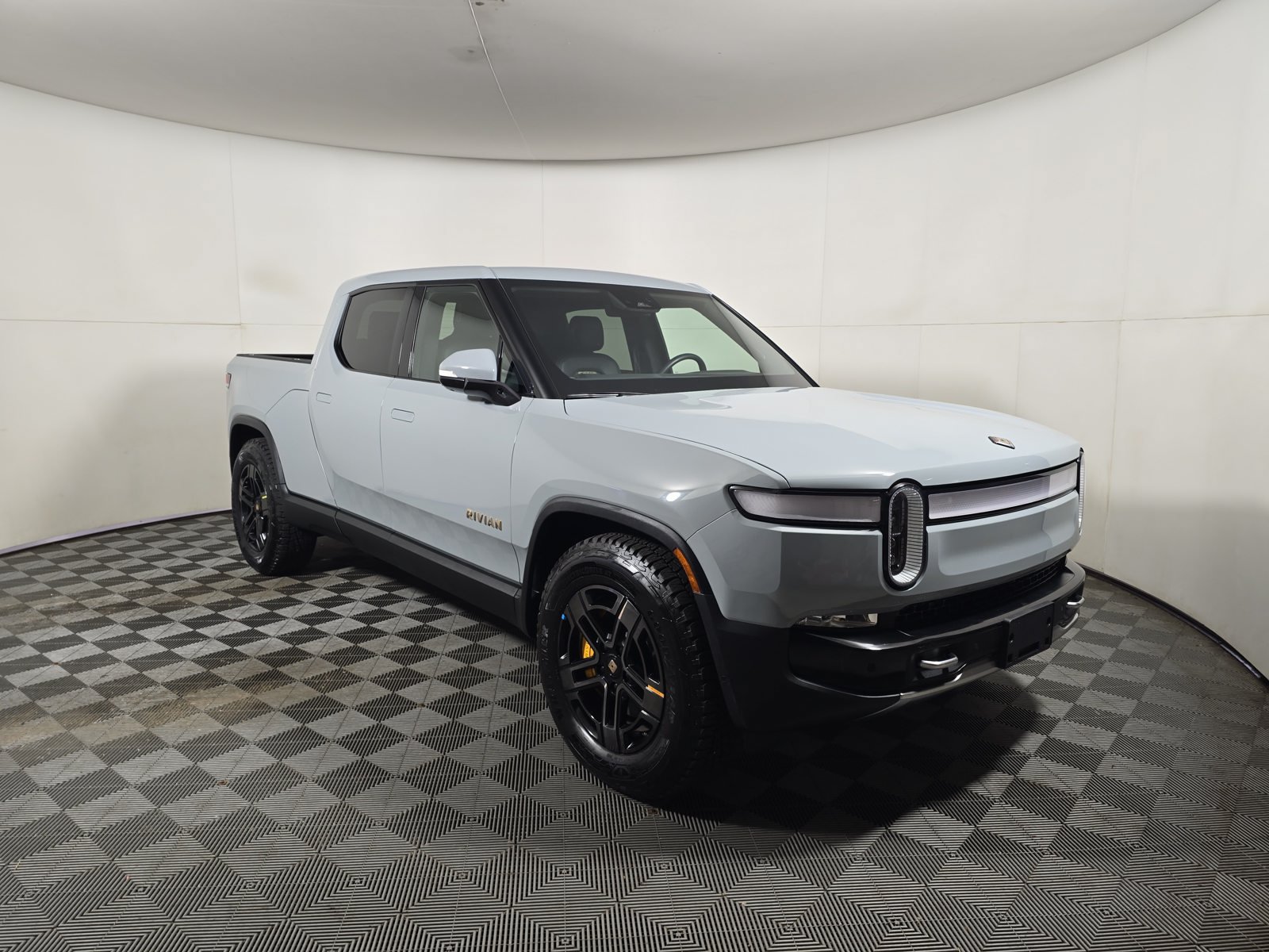 Used 2022 Rivian R1T Adventure AWD/4WD image 7