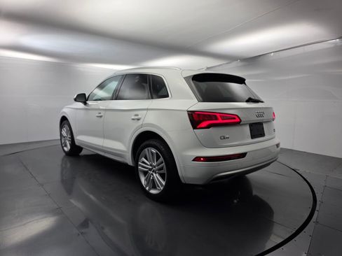 Used 2018 Audi Q5 2.0T Premium Plus w/ Premium Plus Package image 4