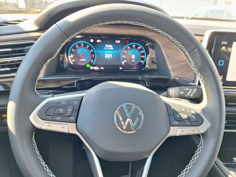 New 2026 Volkswagen Atlas SE image 23