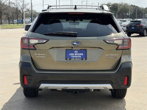 Used 2022 Subaru Outback Touring XT image 8