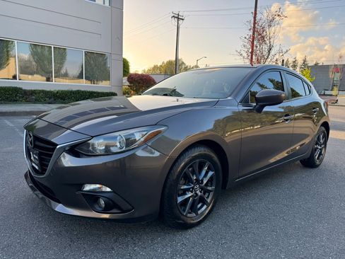 Used 2016 MAZDA MAZDA3 i Grand Touring FWD image 4