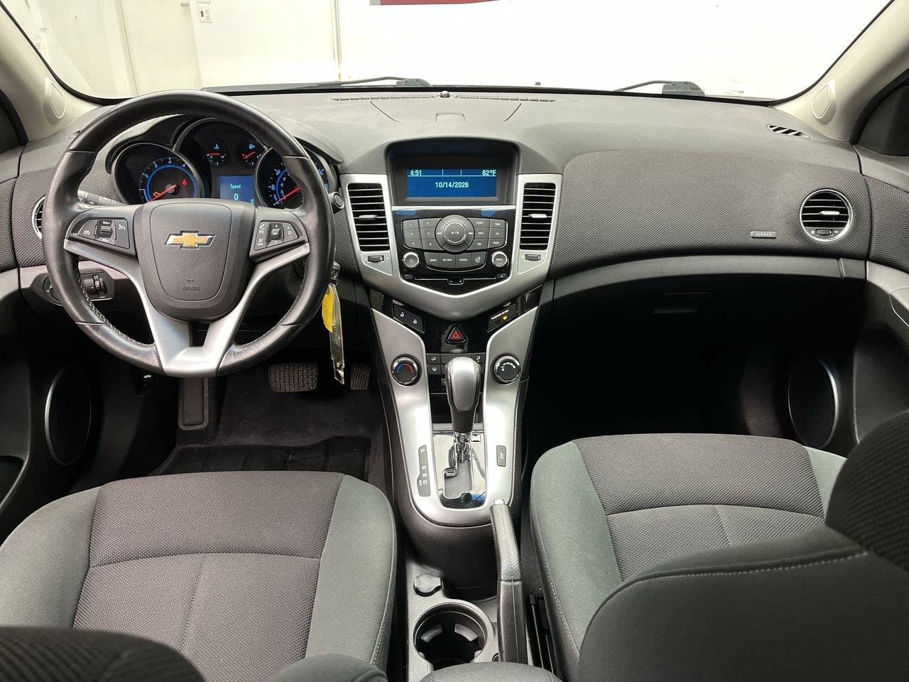 Used 2011 Chevrolet Cruze LT FWD image 4