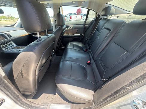 Used 2012 Jaguar XF RWD image 22