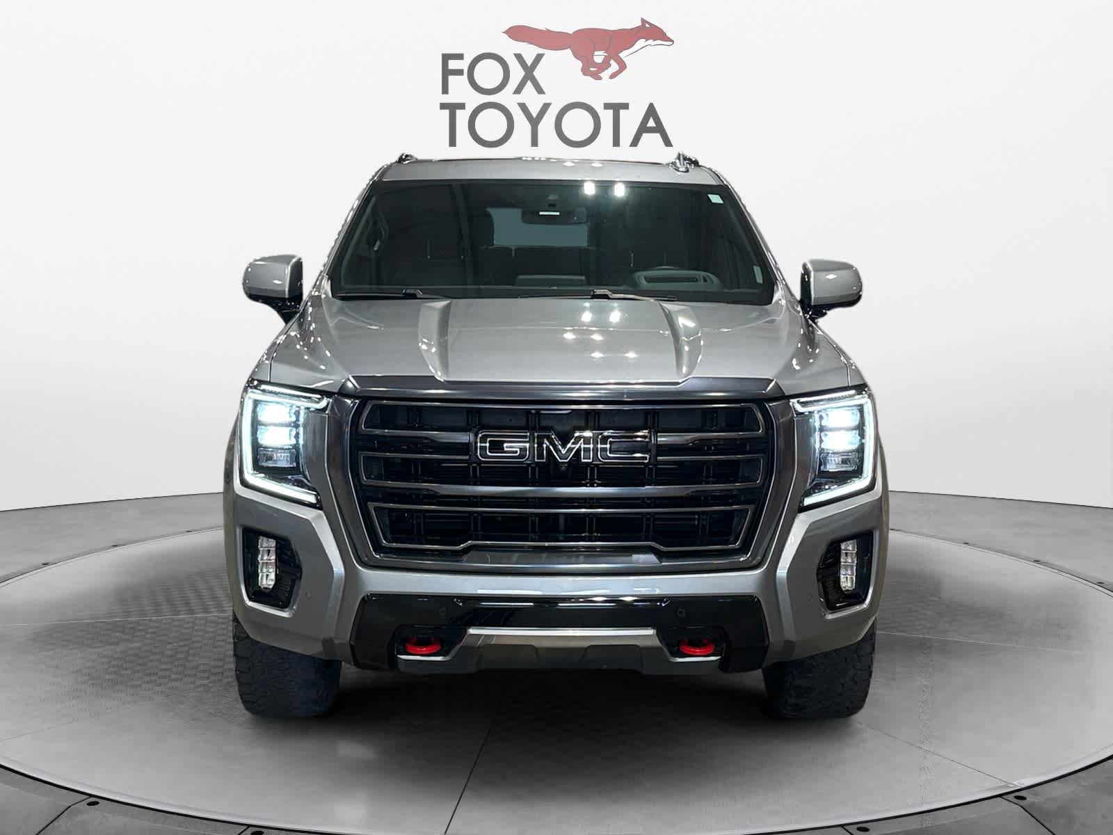 Used 2023 GMC Yukon AT4 w/ AT4 Premium Package AWD/4WD image 9