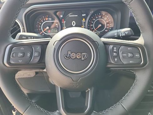 New 2026 Jeep Gladiator Sport AWD/4WD image 11