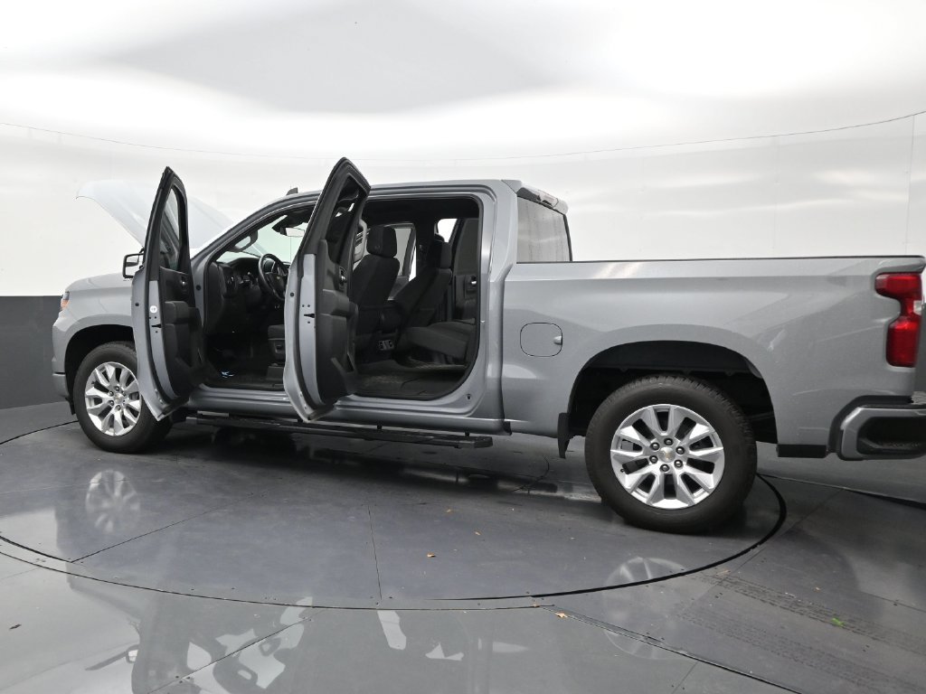 Used 2024 Chevrolet Silverado 1500 Custom RWD image 30