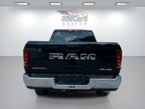 Used 2025 RAM 2500 Big Horn AWD/4WD image 5